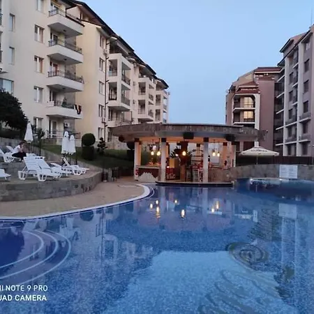 Apartment Hills - Private
