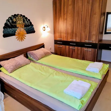 Apartment Hills - Private Sunny Beach